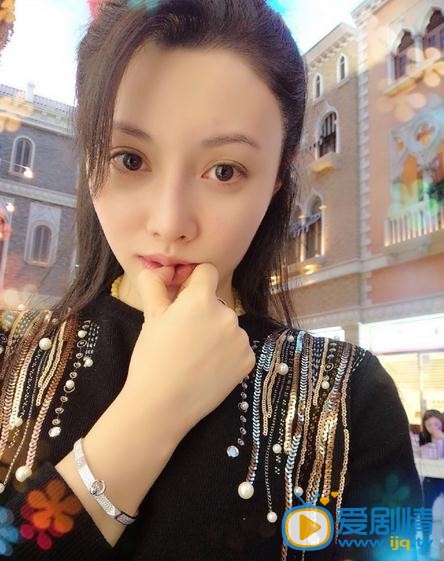 管乐  高清写真_管乐  高清剧照