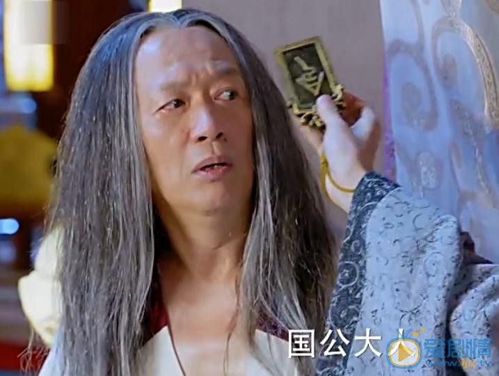 楚乔传宇文席的真实身份是什么？宇文席和隐心有什么关系？宇文席为什么怕隐心？